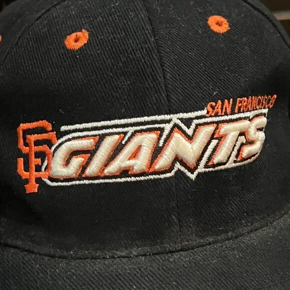 Vintage 90s Logo 7 San Francisco Giants Embroidered MLB